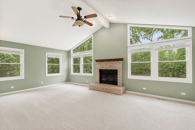 910 Division Street, Barrington, IL 60010
