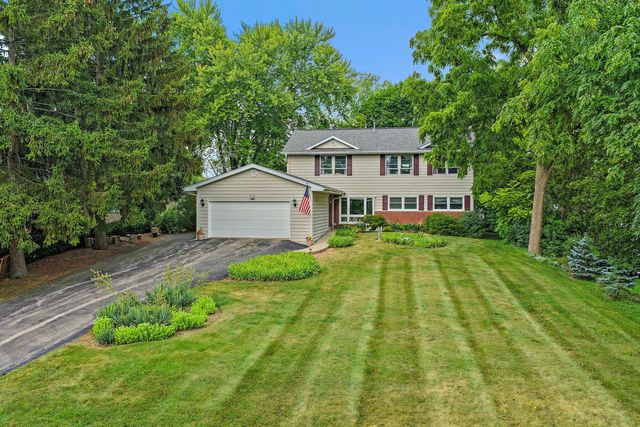 910 Division Street, Barrington, IL 60010