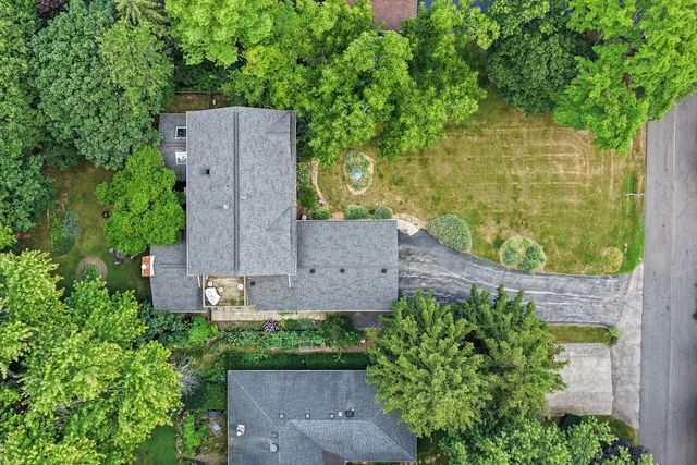 910 Division Street, Barrington, IL 60010