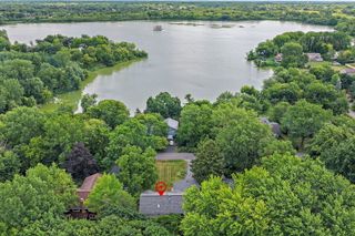910 Division Street, Barrington, IL 60010