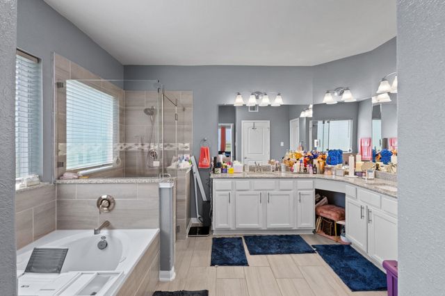 2375 Diamond D Dr., Beaumont, TX 77713