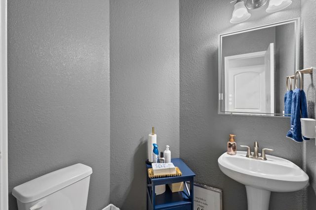 2375 Diamond D Dr., Beaumont, TX 77713