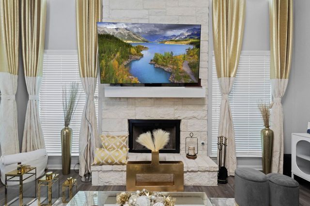 2375 Diamond D Dr., Beaumont, TX 77713