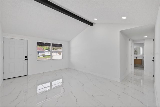 8915 SABODA COURT, Tampa, FL 33634