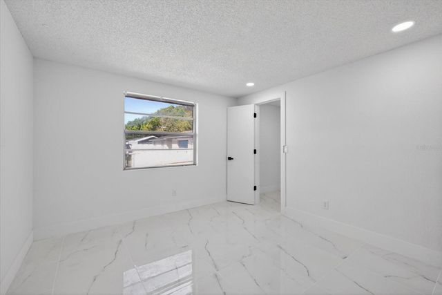 8915 SABODA COURT, Tampa, FL 33634