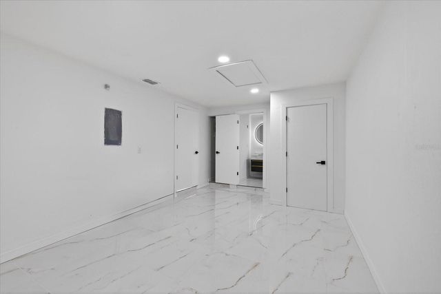 8915 SABODA COURT, Tampa, FL 33634