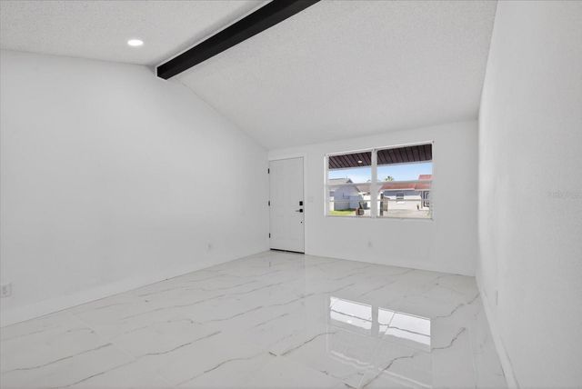 8915 SABODA COURT, Tampa, FL 33634