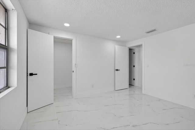 8915 SABODA COURT, Tampa, FL 33634