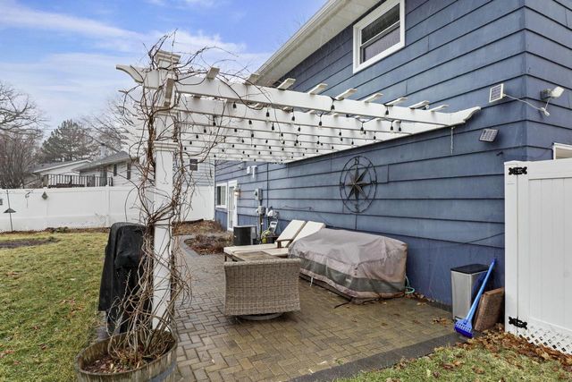 6305 Jacobs Way, Madison, WI 53711