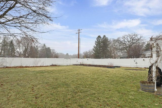 6305 Jacobs Way, Madison, WI 53711