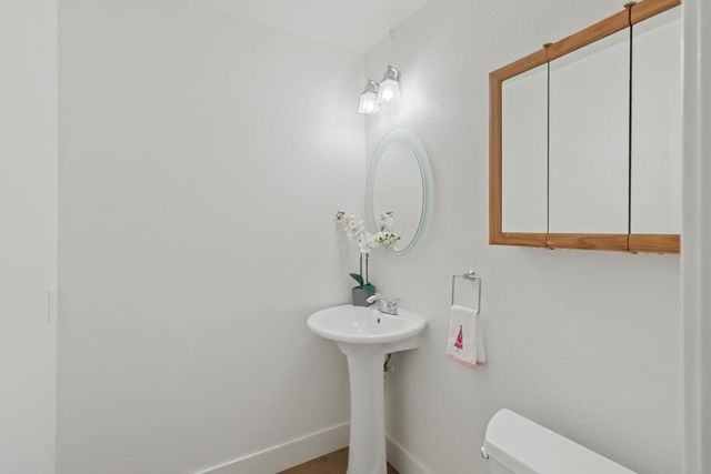 10049 Elgin River Ct, Rancho Cordova, CA 95670