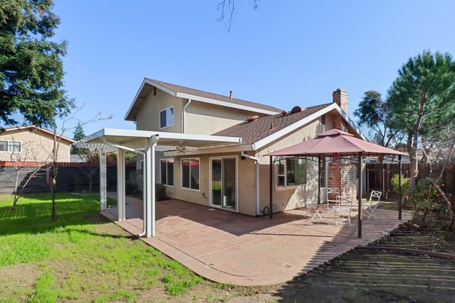 10049 Elgin River Ct, Rancho Cordova, CA 95670