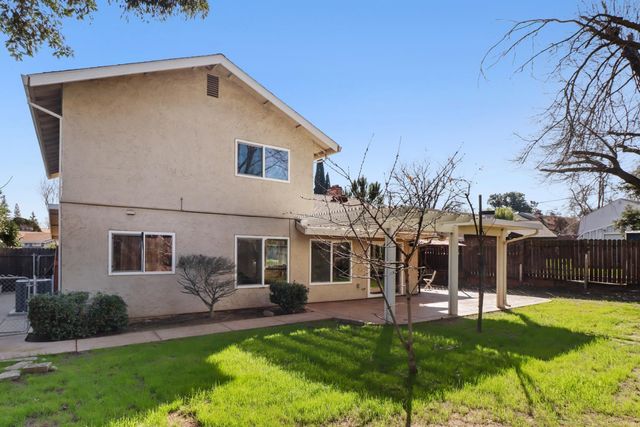 10049 Elgin River Ct, Rancho Cordova, CA 95670