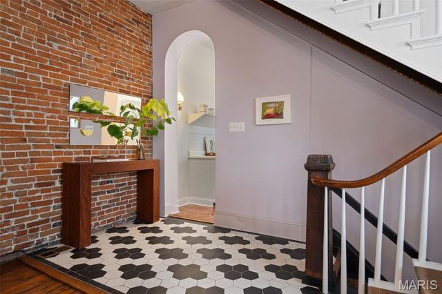 1322 S 10th Street, St Louis, MO 63104