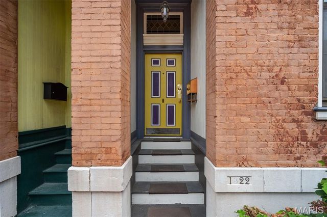1322 S 10th Street, St Louis, MO 63104