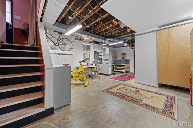 1322 S 10th Street, St Louis, MO 63104
