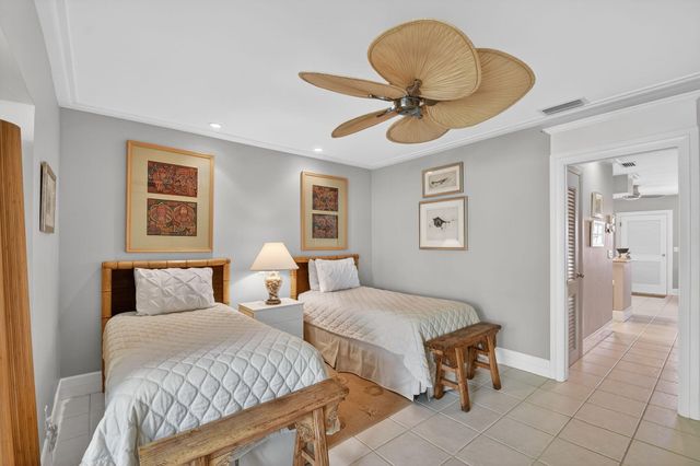 5505 N Ocean Boulevard 13-204, Ocean Ridge, FL 33435