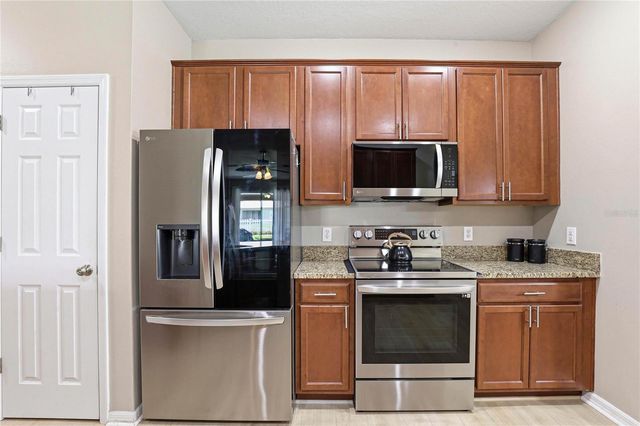 34139 SPRING OAK TRAIL, Wesley Chapel, FL 33545