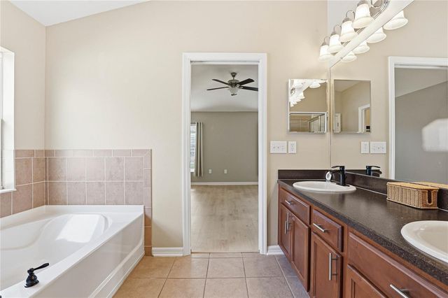 34139 SPRING OAK TRAIL, Wesley Chapel, FL 33545