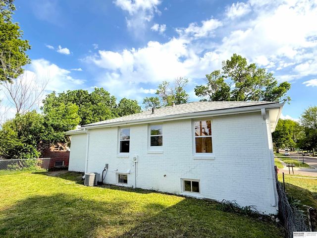 3100 Q Street, Lincoln, NE 68503