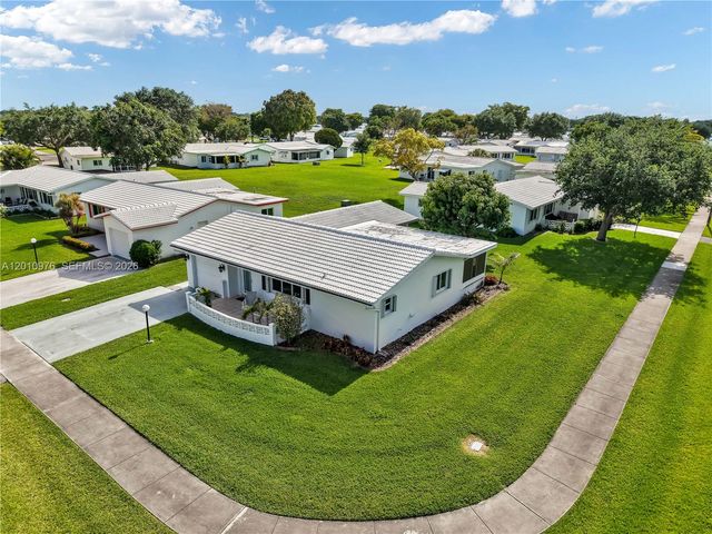 1621 NW 85th Way, Plantation, FL 33322