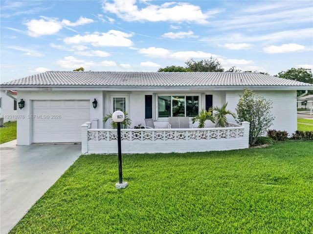 1621 NW 85th Way, Plantation, FL 33322