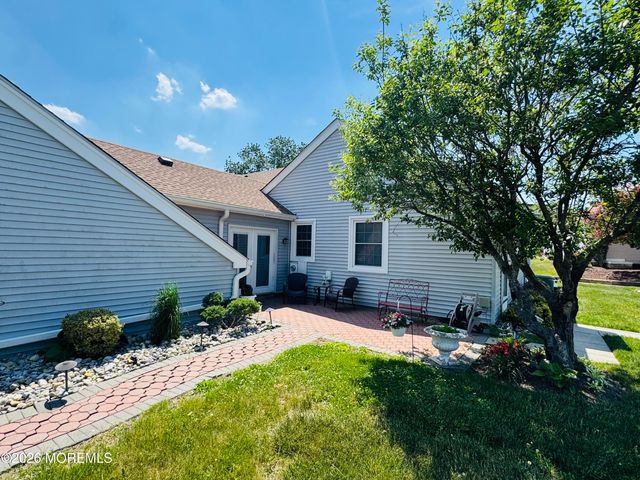 56 Largo San Nicola A, Freehold, NJ 07728