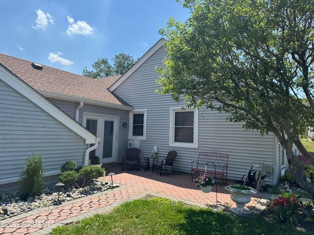 56 Largo San Nicola A, Freehold, NJ 07728