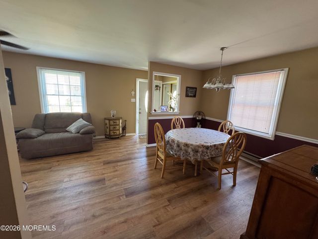 56 Largo San Nicola A, Freehold, NJ 07728