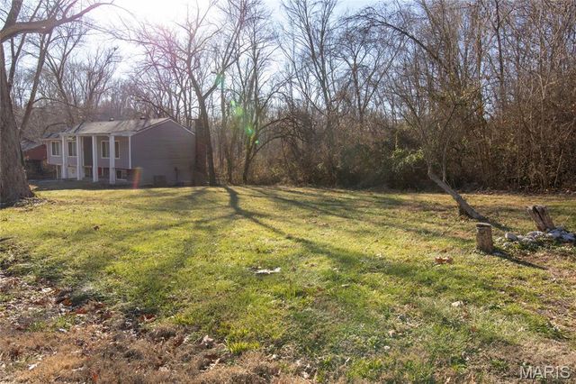 29 Highwood Drive, Belleville, IL 62223