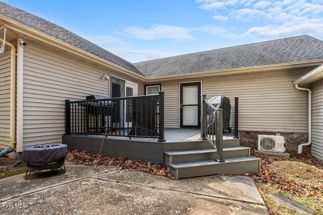 200 Bell Flower Court, Kingsport, TN 37663
