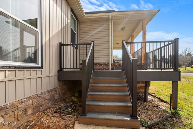 200 Bell Flower Court, Kingsport, TN 37663