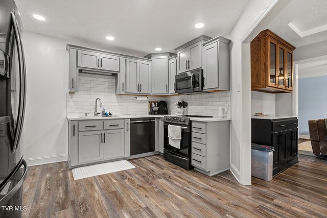 200 Bell Flower Court, Kingsport, TN 37663