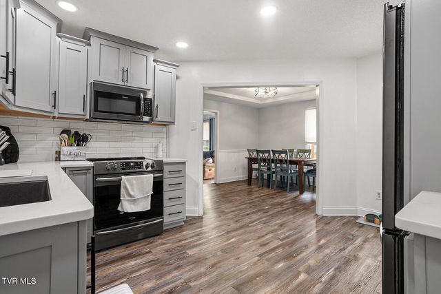 200 Bell Flower Court, Kingsport, TN 37663