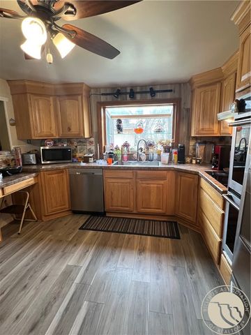 1321 E Railroad Street, Laurel, MT 59044