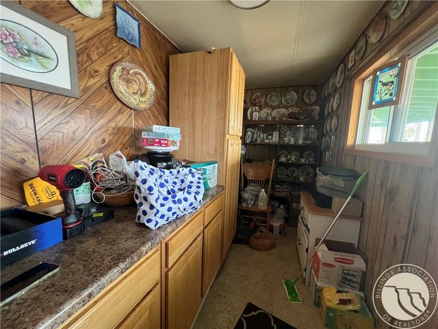 1321 E Railroad Street, Laurel, MT 59044