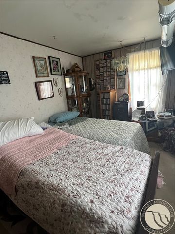 1321 E Railroad Street, Laurel, MT 59044