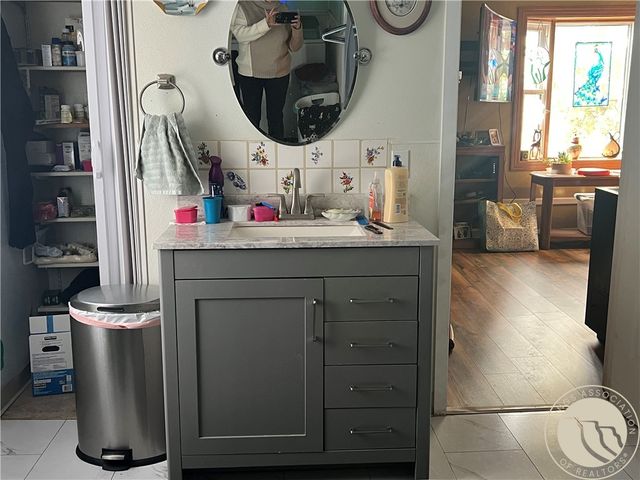 1321 E Railroad Street, Laurel, MT 59044