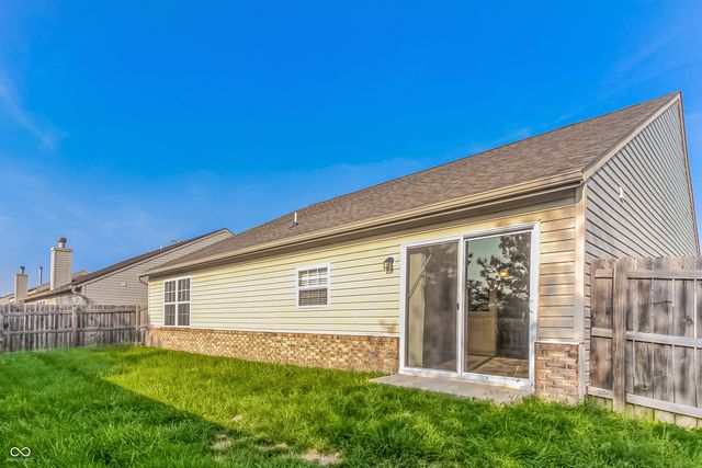 2226 Leaf Drive, Indianapolis, IN 46229