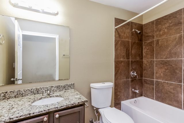 2226 Leaf Drive, Indianapolis, IN 46229