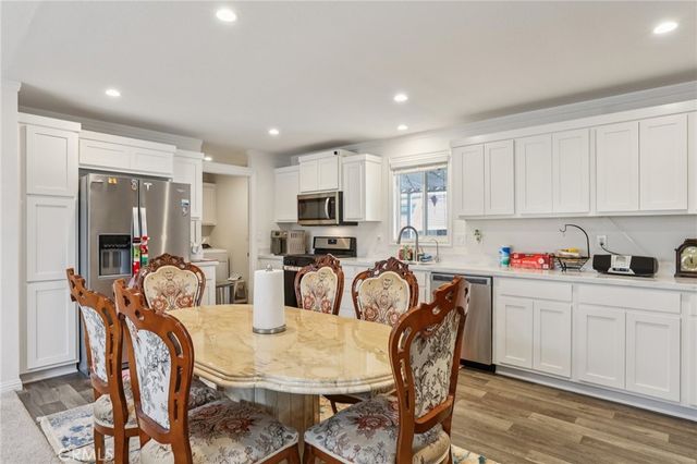 15621 Beach Blvd 155, Westminster, CA 92683