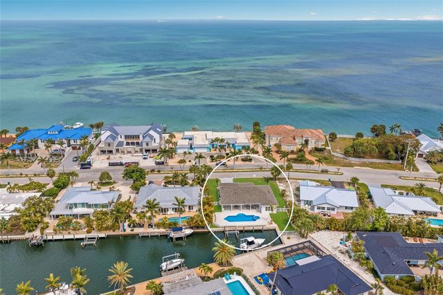 680 KEY ROYALE DRIVE, Holmes Beach, FL 34217