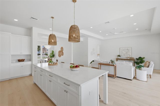 680 KEY ROYALE DRIVE, Holmes Beach, FL 34217