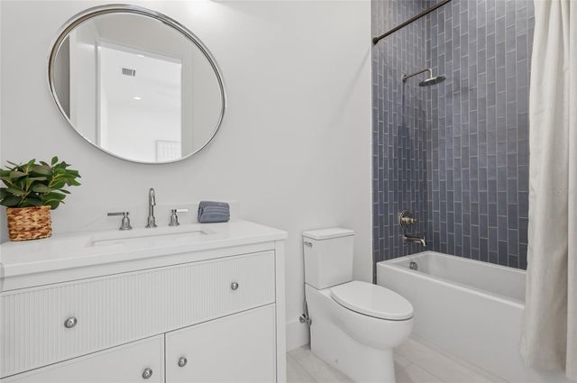 680 KEY ROYALE DRIVE, Holmes Beach, FL 34217