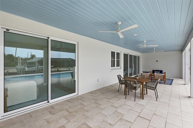 680 KEY ROYALE DRIVE, Holmes Beach, FL 34217