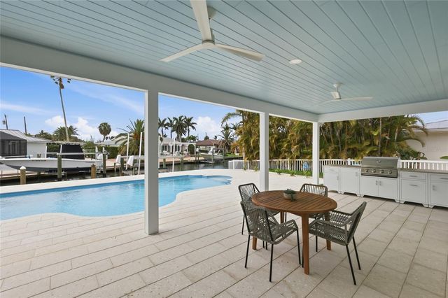 680 KEY ROYALE DRIVE, Holmes Beach, FL 34217