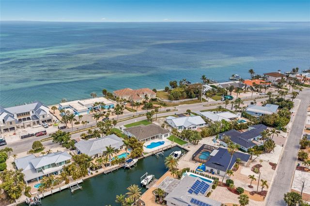 680 KEY ROYALE DRIVE, Holmes Beach, FL 34217