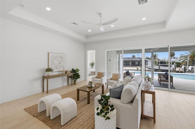 680 KEY ROYALE DRIVE, Holmes Beach, FL 34217