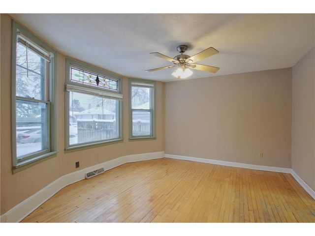 1381 White Bear Avenue N, Saint Paul, MN 55106