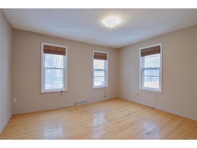 1381 White Bear Avenue N, Saint Paul, MN 55106